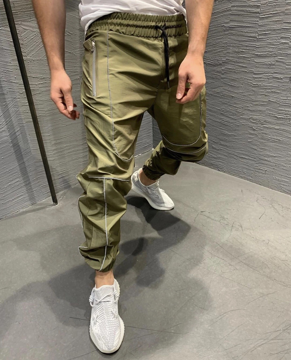 GYMOHYEAH Autumn NEW Streetwear Fitness Pants Men Hip Hop Sweatpants Mens Casual Joggers Unisex Harajuku Joggers Sweatpants GYMOHYEAH Autumn NEW Streetwear Fitness Pants Men Hip Hop Sweatpants Mens Casual Joggers Unisex Harajuku Joggers Sweatpants
