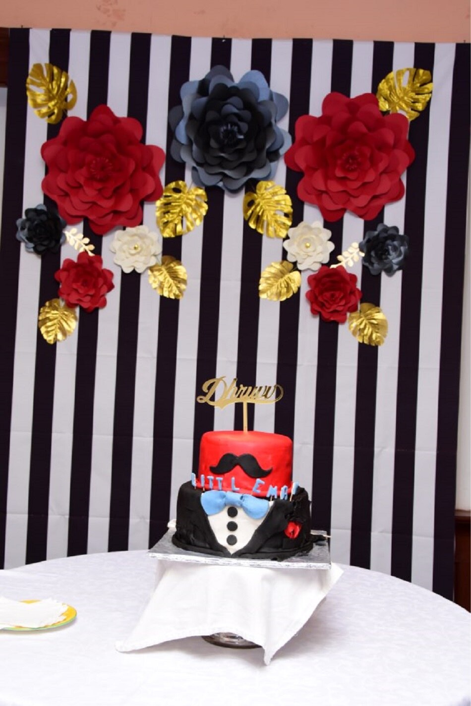 Large Rose Giant Paper Flowers For Wedding Backdrops